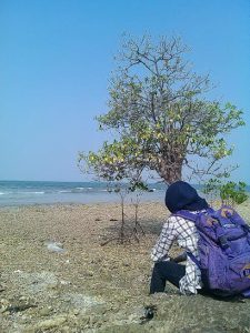 Mengunjungi Pulau 4 diteluk Banten
