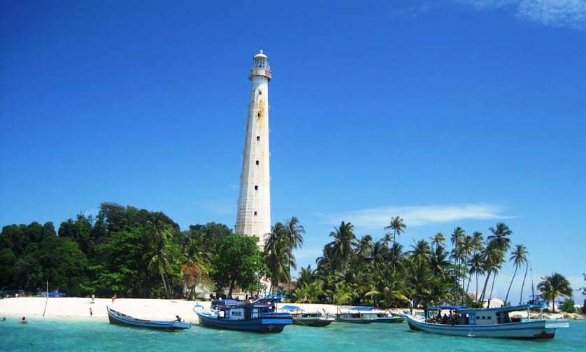 pulau lengkuas belitung