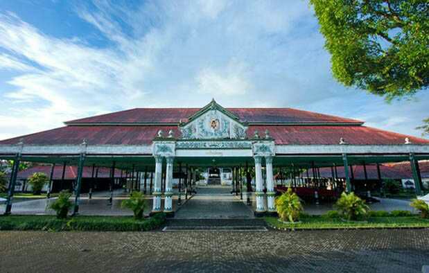 Rumah Adat Bangsal Kencono, Daerah Istimewa Yogyakarta 