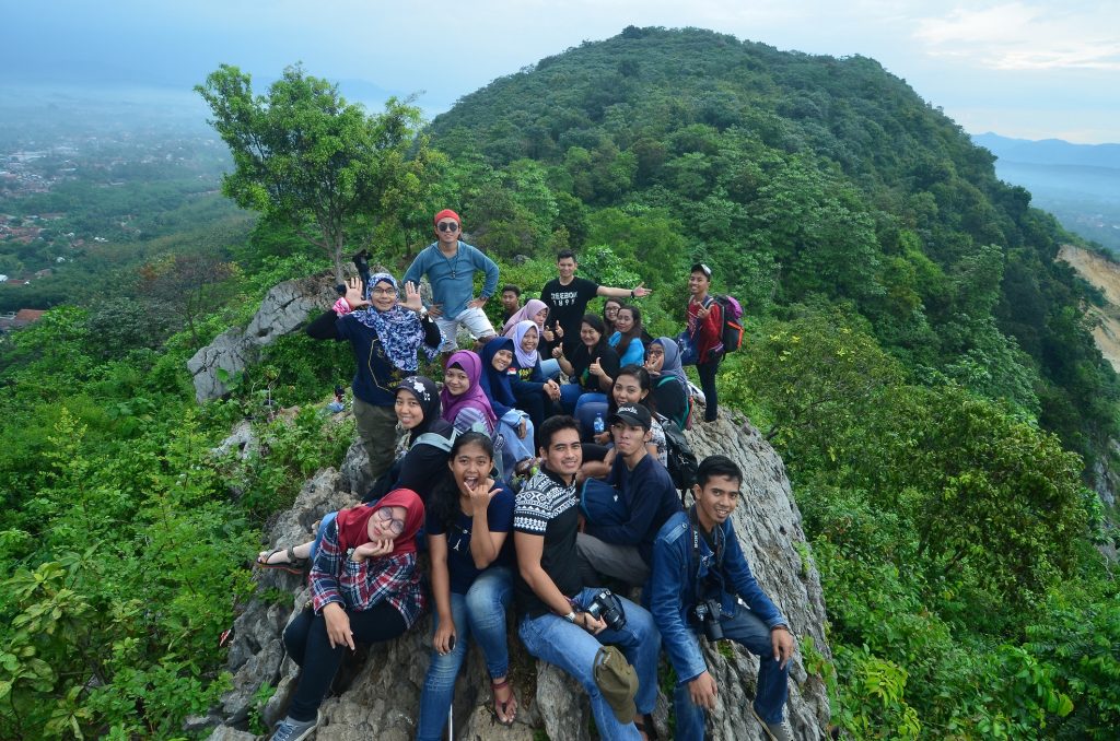 Liputan One Day Trip Puncak Batu Roti dan Bukit Bintang, Bogor