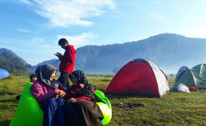3 Tempat Camping Keluarga ala Backpacker di Kota Bandung