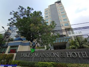 Takes Mansion Thamrin, Hotel Dengan Rooftop Yang Kekinian