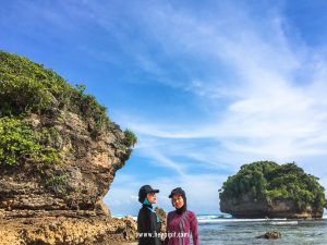 Batu Pantai Watu Leter Malang