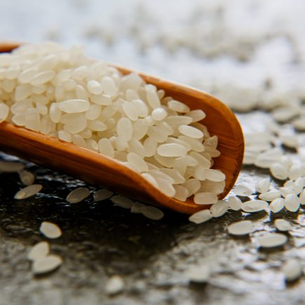 5 Cara Menghilangkan Bau Apek Pada Beras yang Ampuh